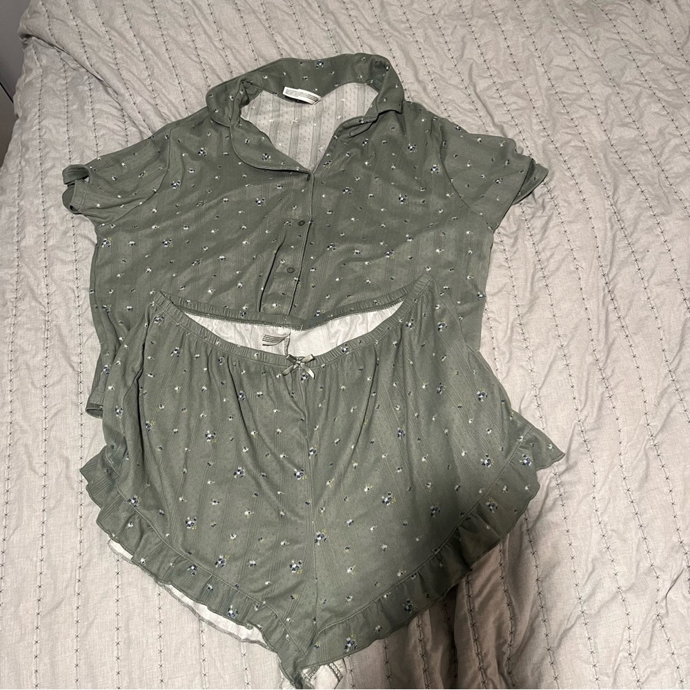 Wild Fable Olive Button Down Shirt and Shorts Set